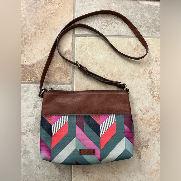 Fossil Crossbody Bag - Picture 9 of 9